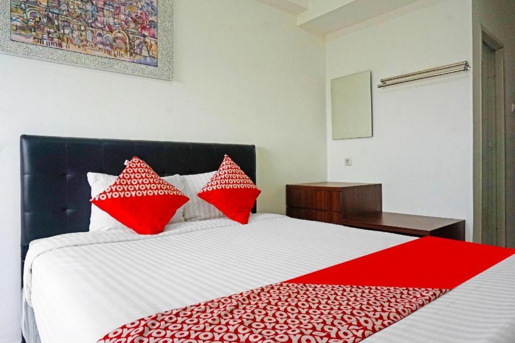 Oyo 91593 San San Rooms Apartment Gunung Putri Square Bogor Esterno foto